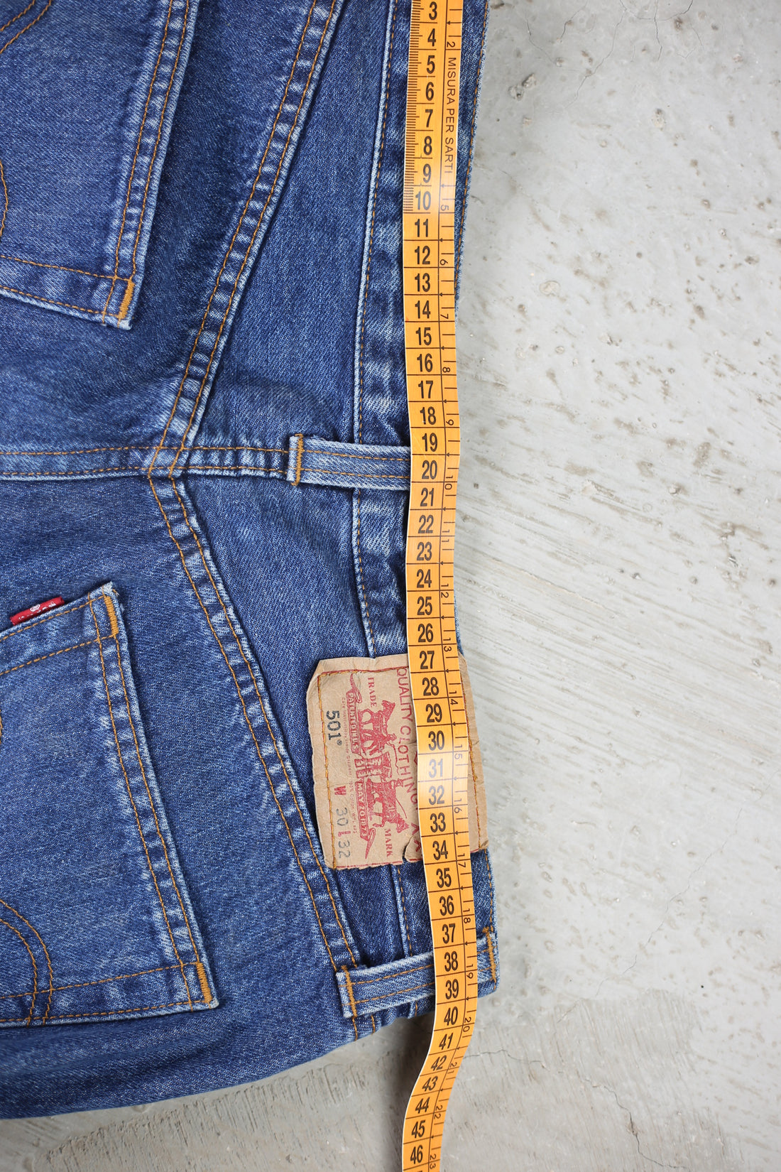Levis 501     - W30 - 44 it -