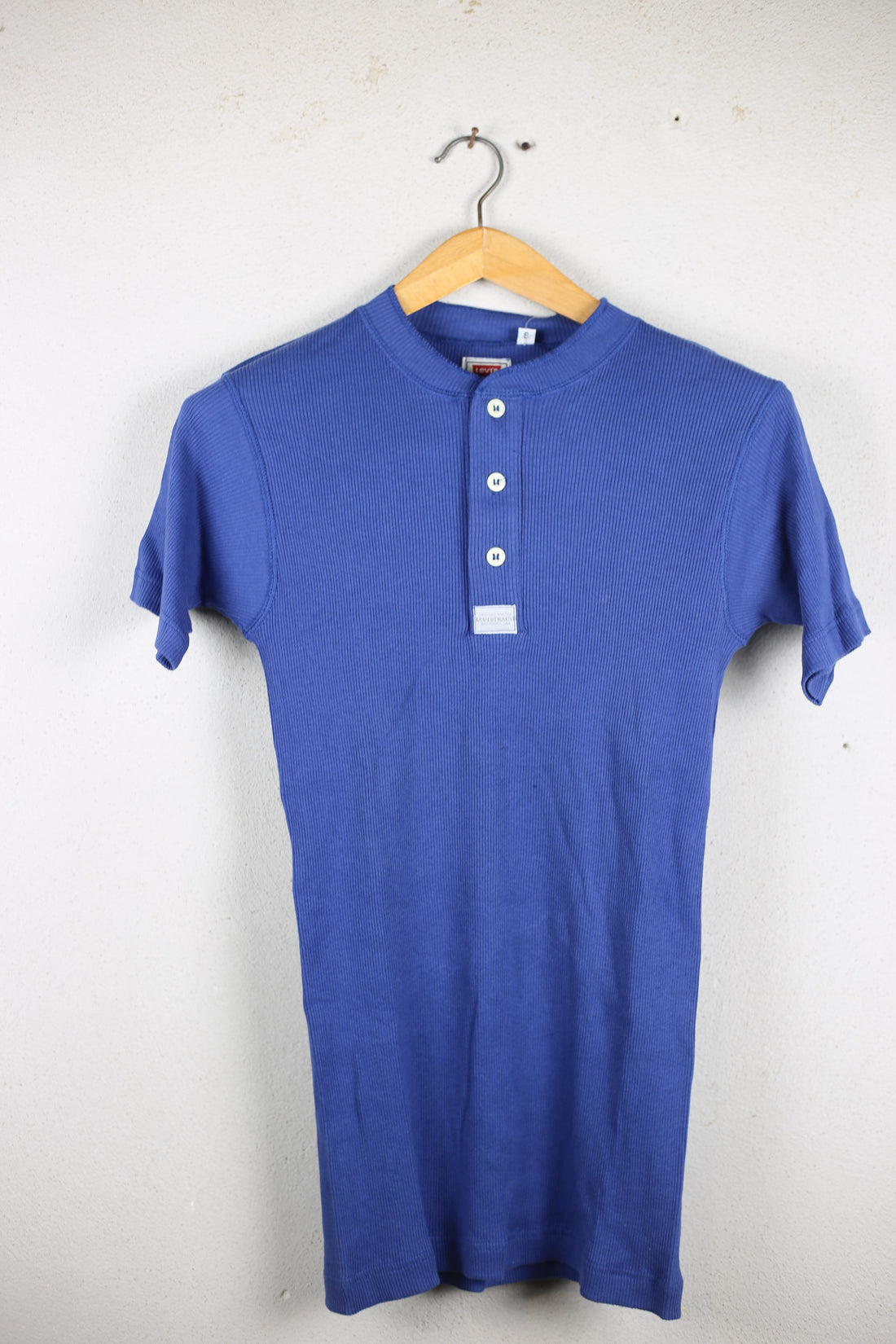 HENLEY LEE   - S-