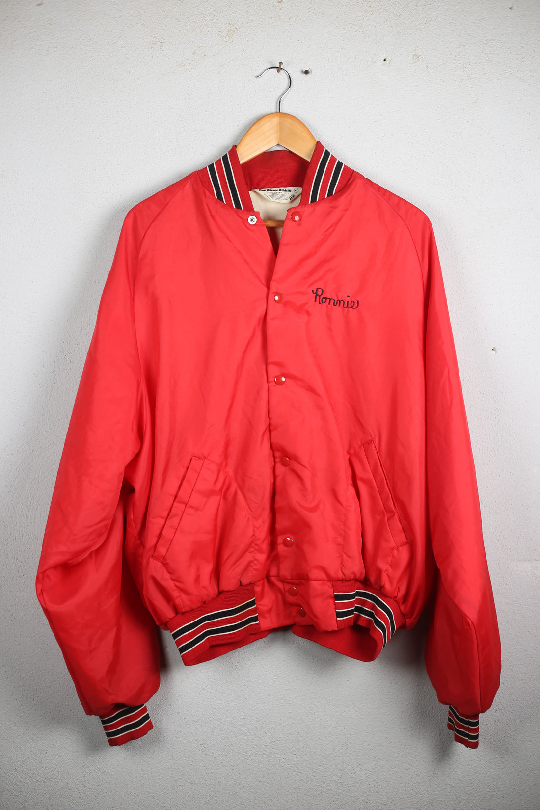 Varsity   MADE IN USA  - XL   -