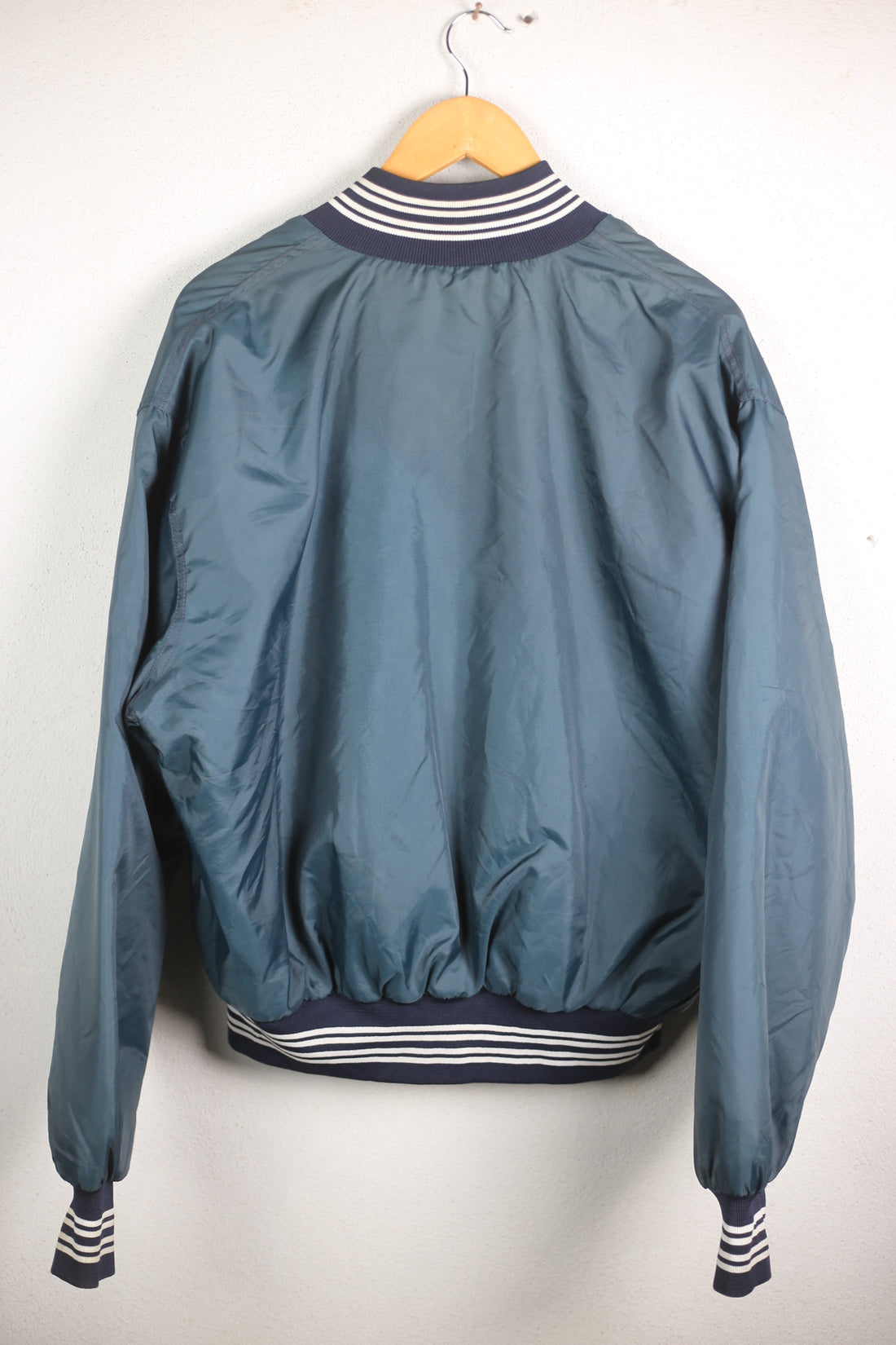 Varsity   MADE IN USA  - XL   -