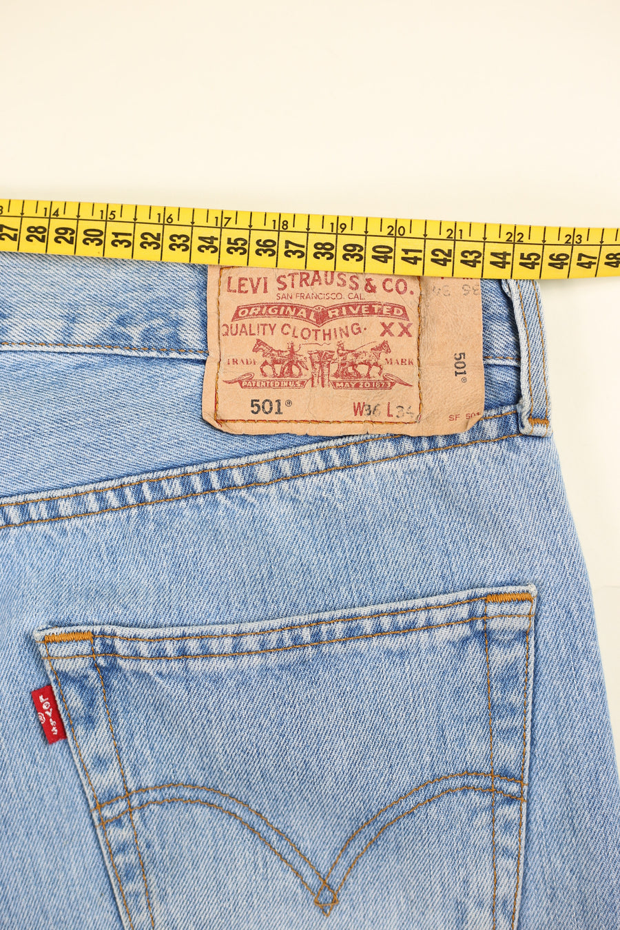 Levis 501  - W36 L30  -