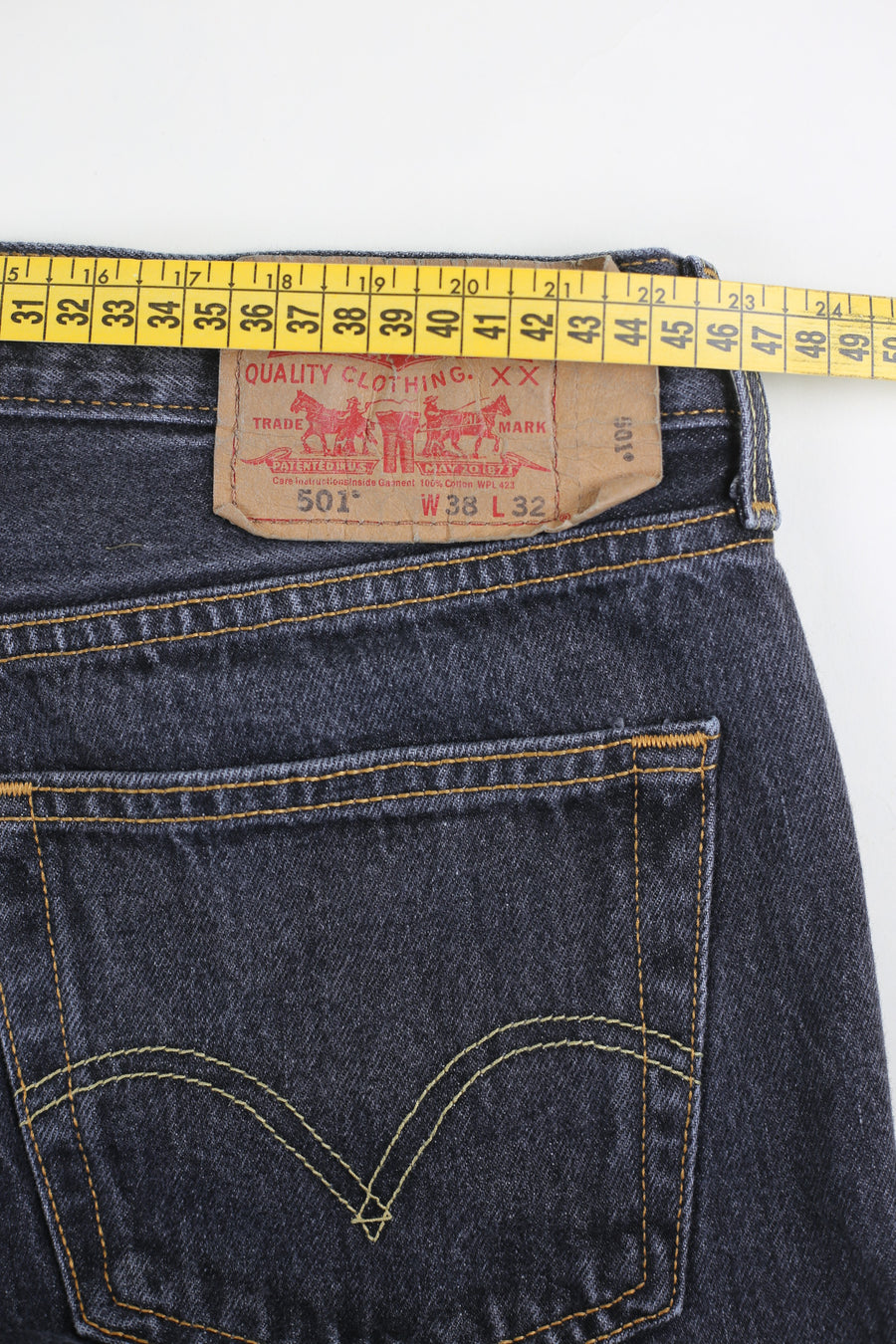 Levis 501  - W38 L29  -