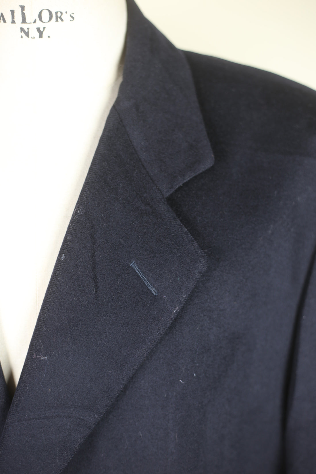 SINGLE BREASTED VINTAGE COAT IN LORO PIANA VIRGIN WOOL - L 50-52 IT -