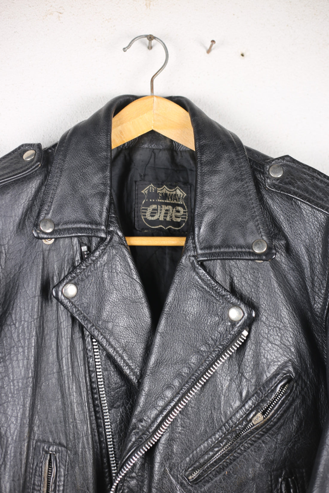 Giacca chiodo  in pelle vintage  - M -
