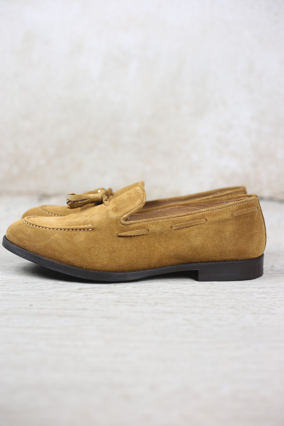 Mocassino con nappe in camoscio