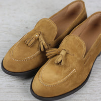 Mocassino con nappe in camoscio