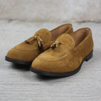 Mocassino con nappe in camoscio