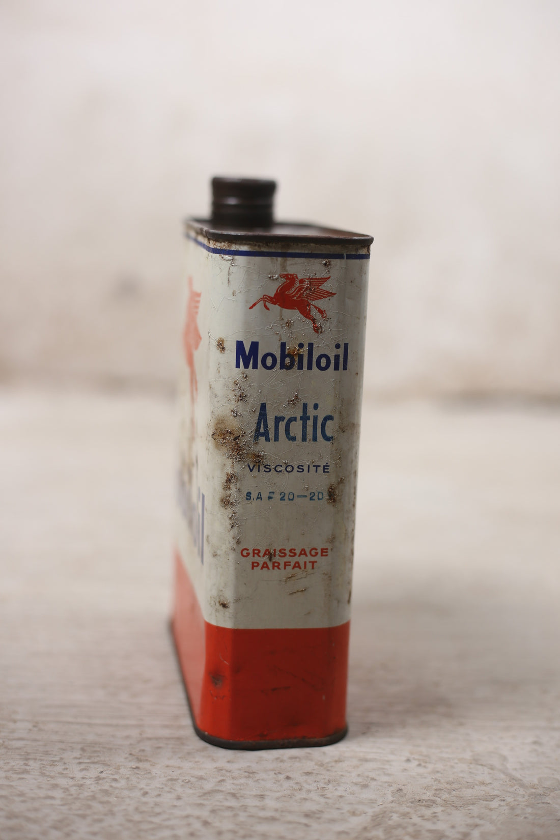 Mobiloil tin industrial decor