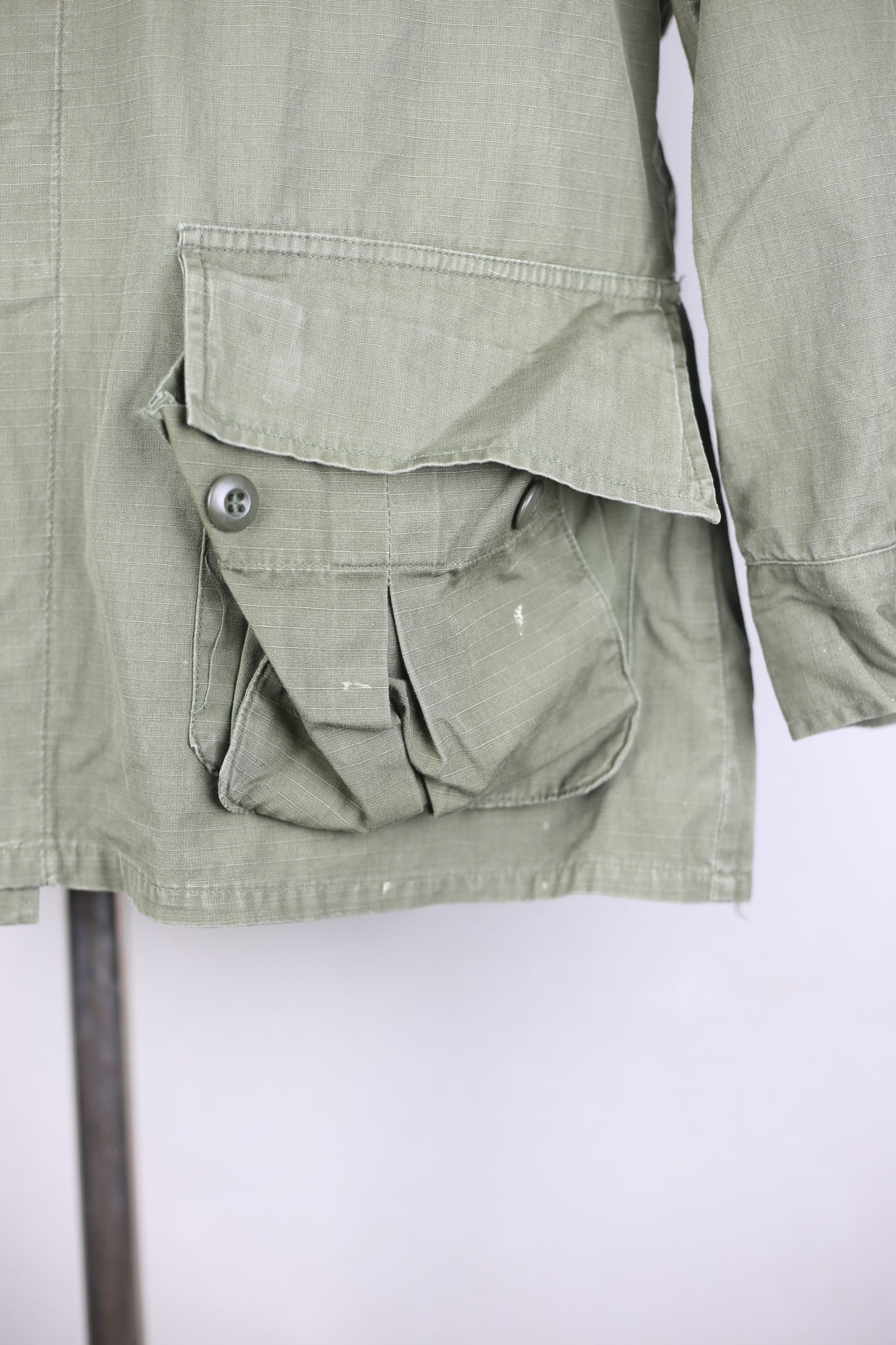 JUNGLE JACKET US ARMY 1960s  - L - (Medium Short)