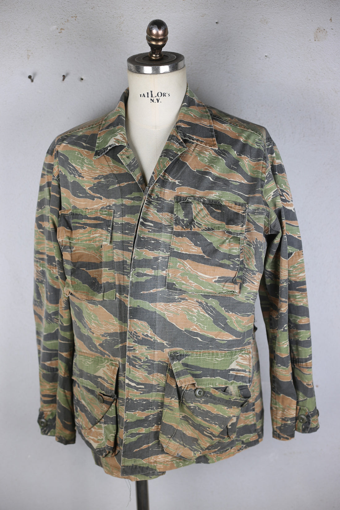 BDU TIGER STRIPE JACKET - L -