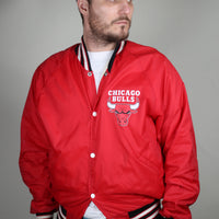 VINTAGE NYLON JACKET MADE IN USA CHICAGO BULLS - L -