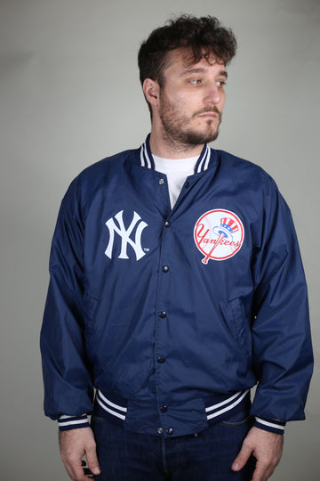 VINTAGE NYLON JACKET MADE IN USA YANKEES - L -