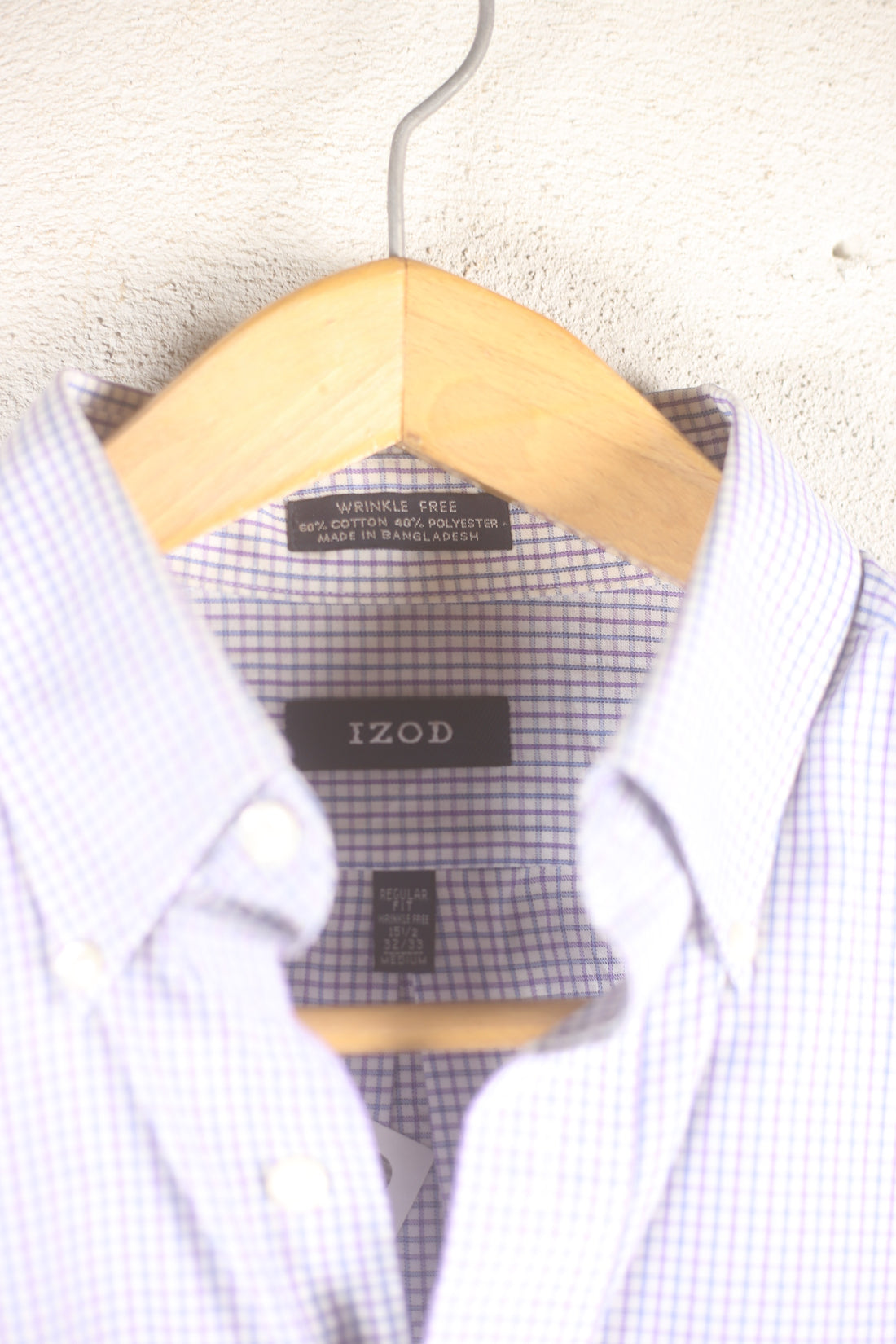 IZOD Shirt - M -