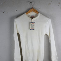 HENLEY LEVIS   - M -