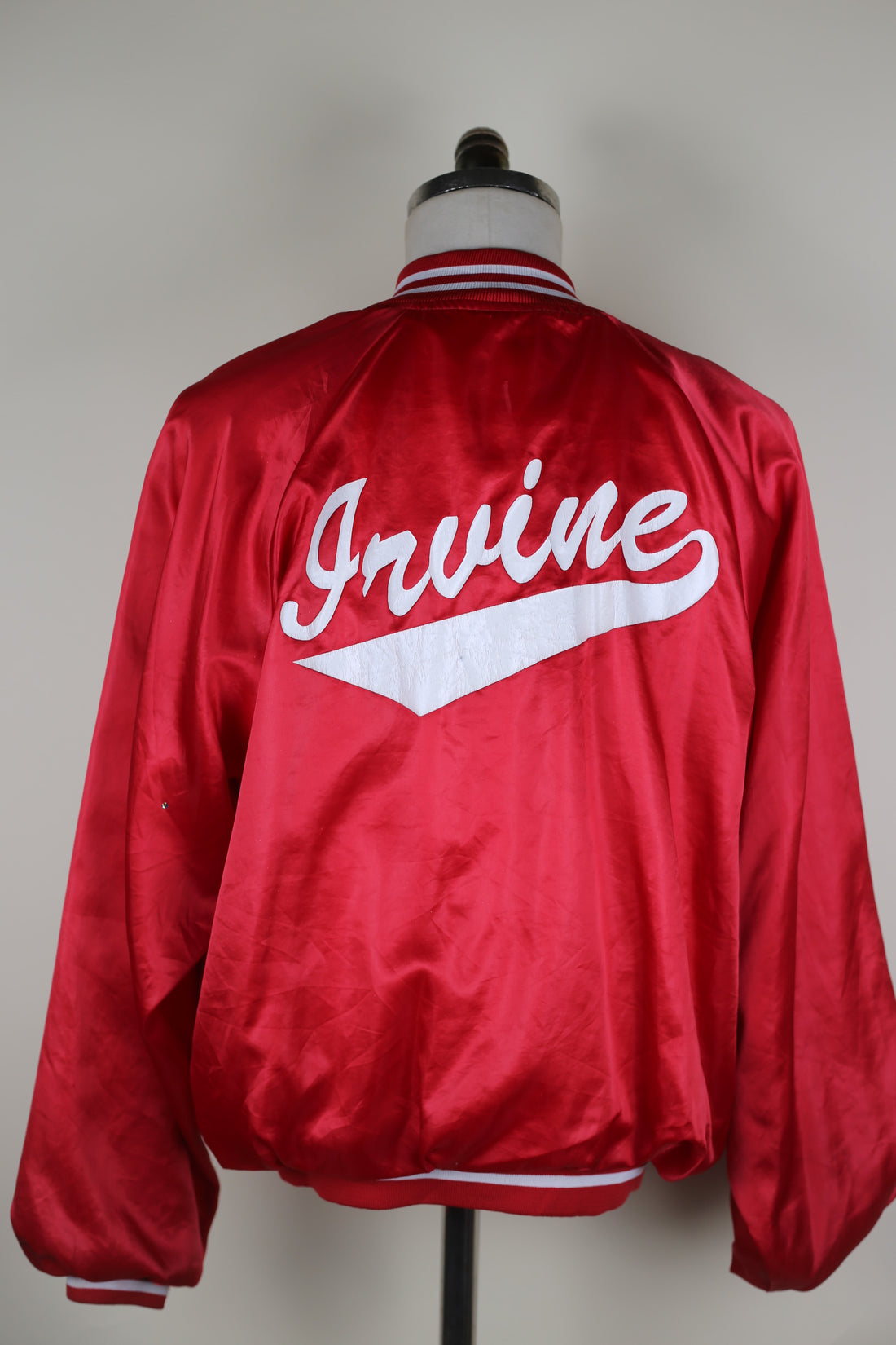 VINTAGE NYLON JACKET MADE IN USA WITH SNOOPY EMBROIDERY - XL -