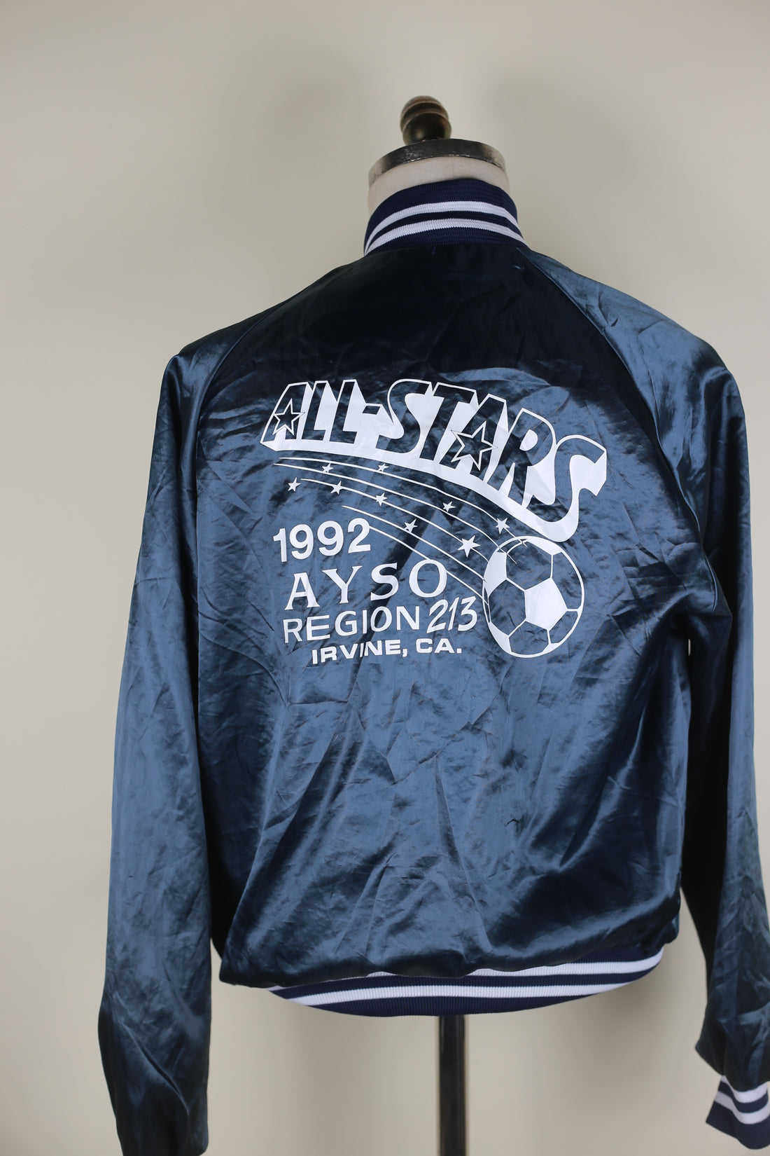 VINTAGE NYLON JACKET MADE IN USA WITH SNOOPY EMBROIDERY - M -
