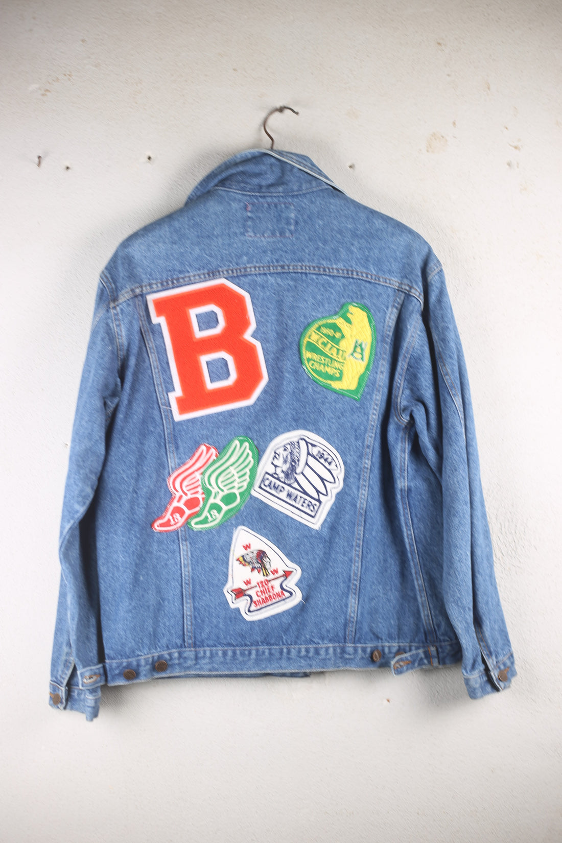 DENIM JACKET WITH PATCHES - L -