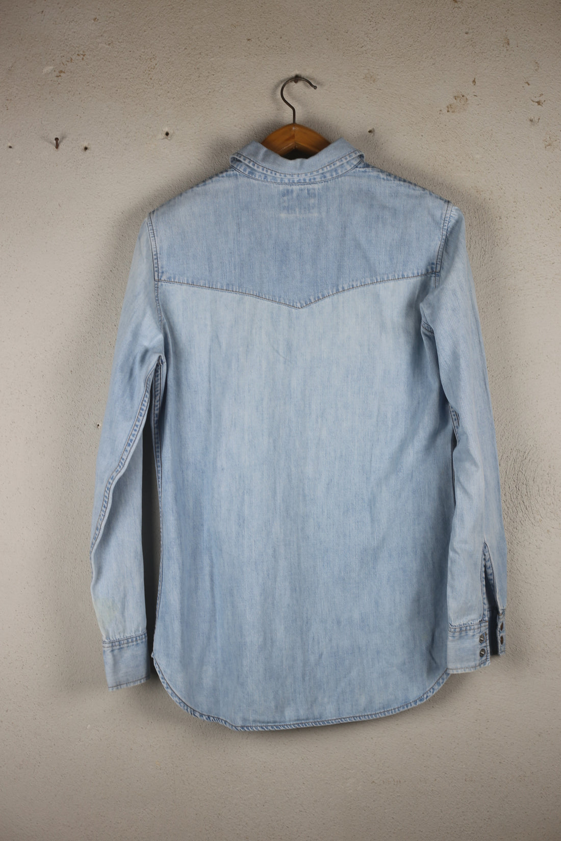 LEVIS denim shirt -L-