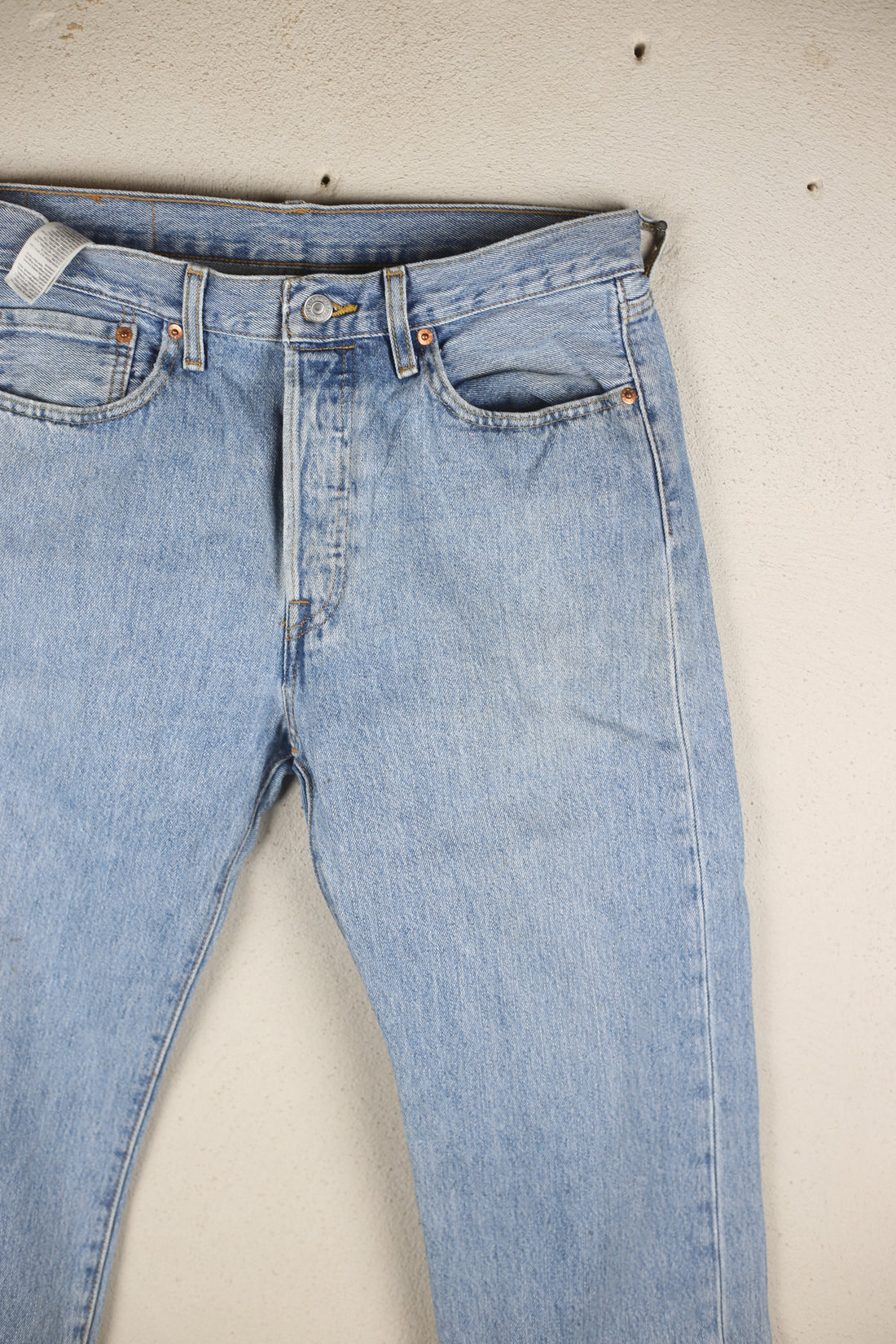 Levis 501 - W32- 44 it - 1680Copy 3)