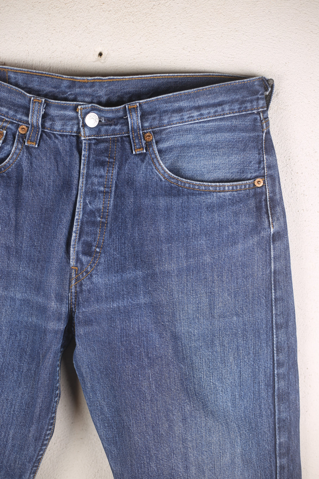 Levis 501 - W32- 44 it - 1681 3) (Copy)