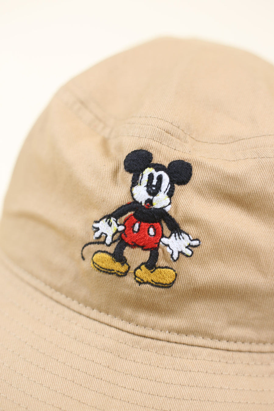 Fisherman's hat with embroidery