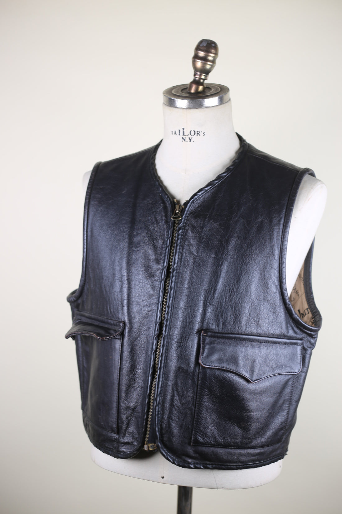 Leather Vest - M -
