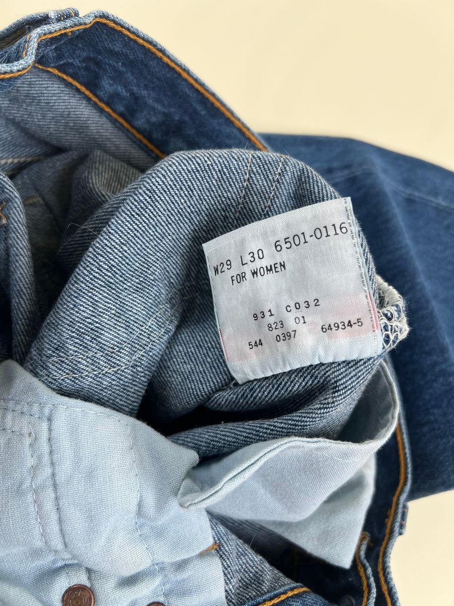 Levis 501 FOR WOMEN MADE IN USA - W29 - 40-42 it -